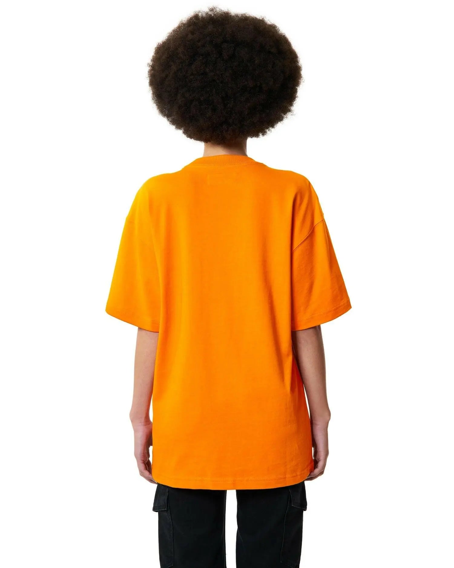 تيشيرت برتقالي ساده عملي لاطلالة يومية