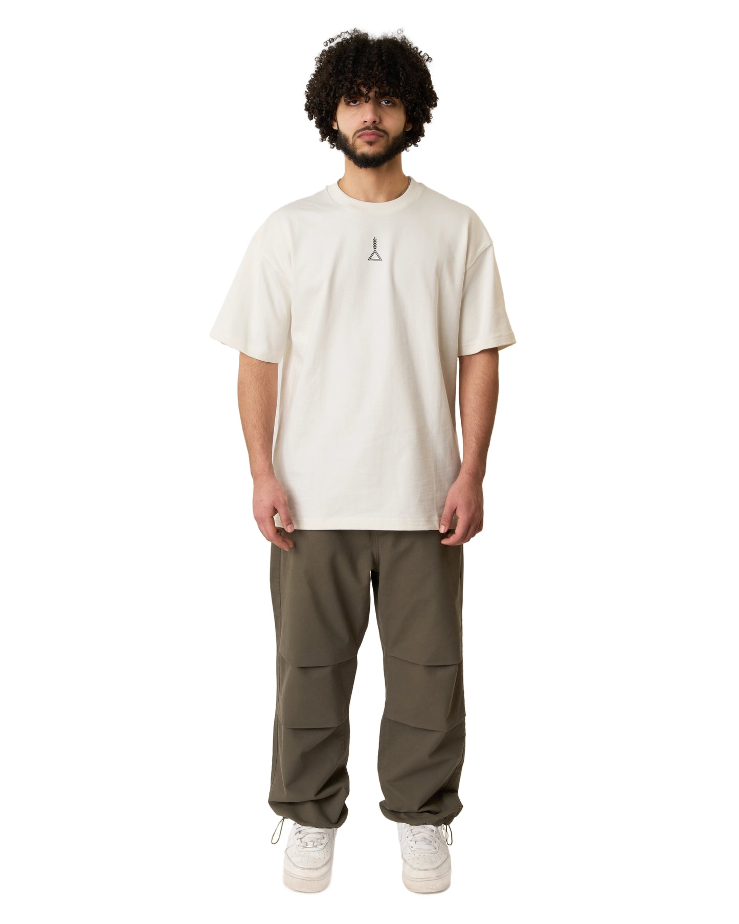 بنطلون اوفر سايز شبابي زيتي مناسب لاطلالتك اليومية