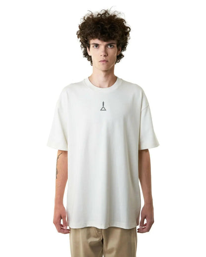 تيشيرت اوف وايت من قطن فاخر ومريح