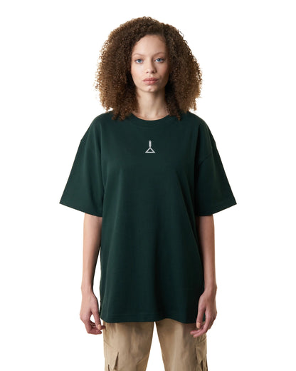 أفضل براند ملابس سعودي يقدم تيشيرت اخضر غامق